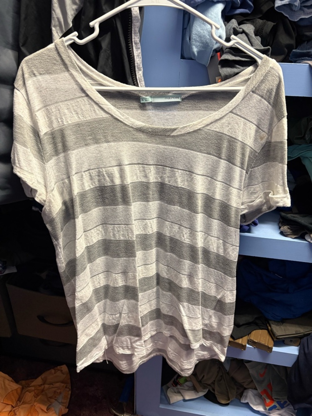 Maurices Gray & White Striped Short-Sleeve Scoop Neck Tee